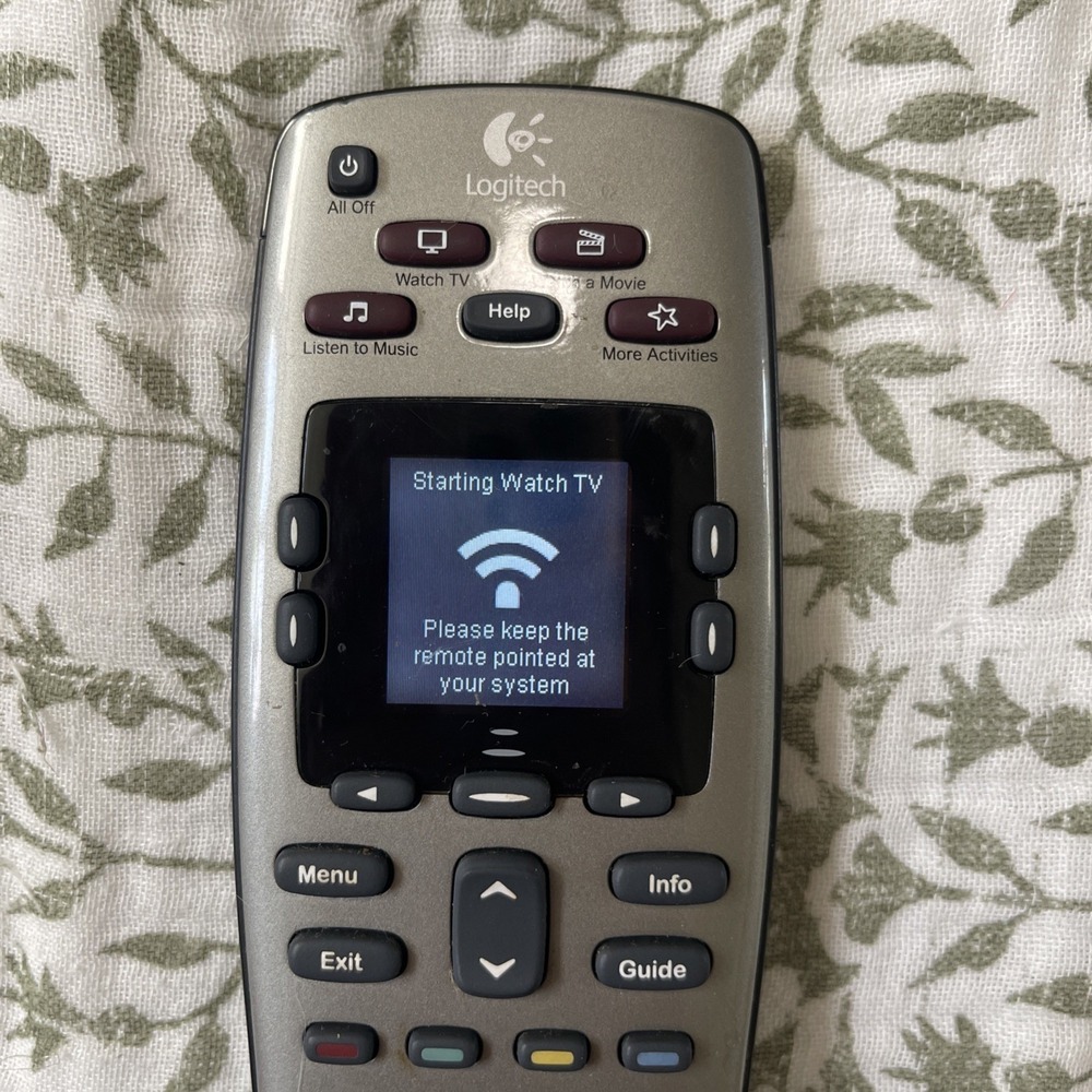 Logitech Harmony 650 Advanced All in One Programmable Universal Remote Control - Picture 2 of 5